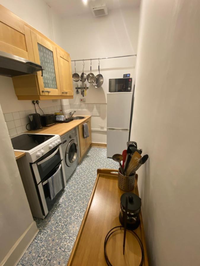 Entire Period Flat By City Centre Edinburgh Ngoại thất bức ảnh